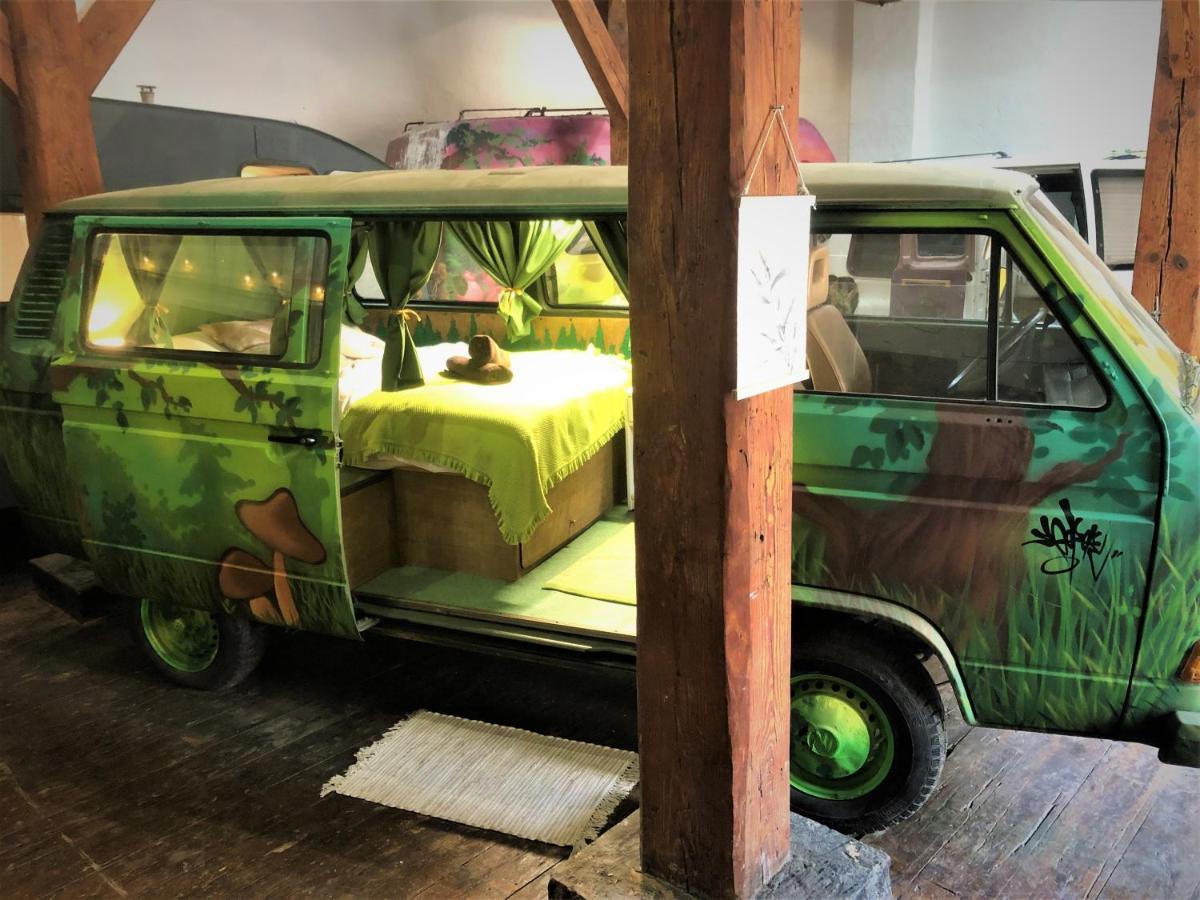 Urban Van Glamping Riga Eksteriør billede
