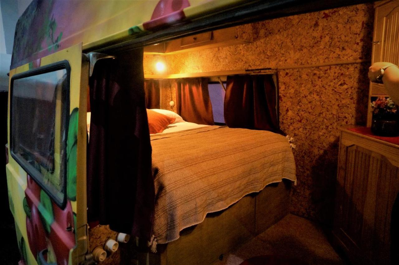 Urban Van Glamping Riga Eksteriør billede