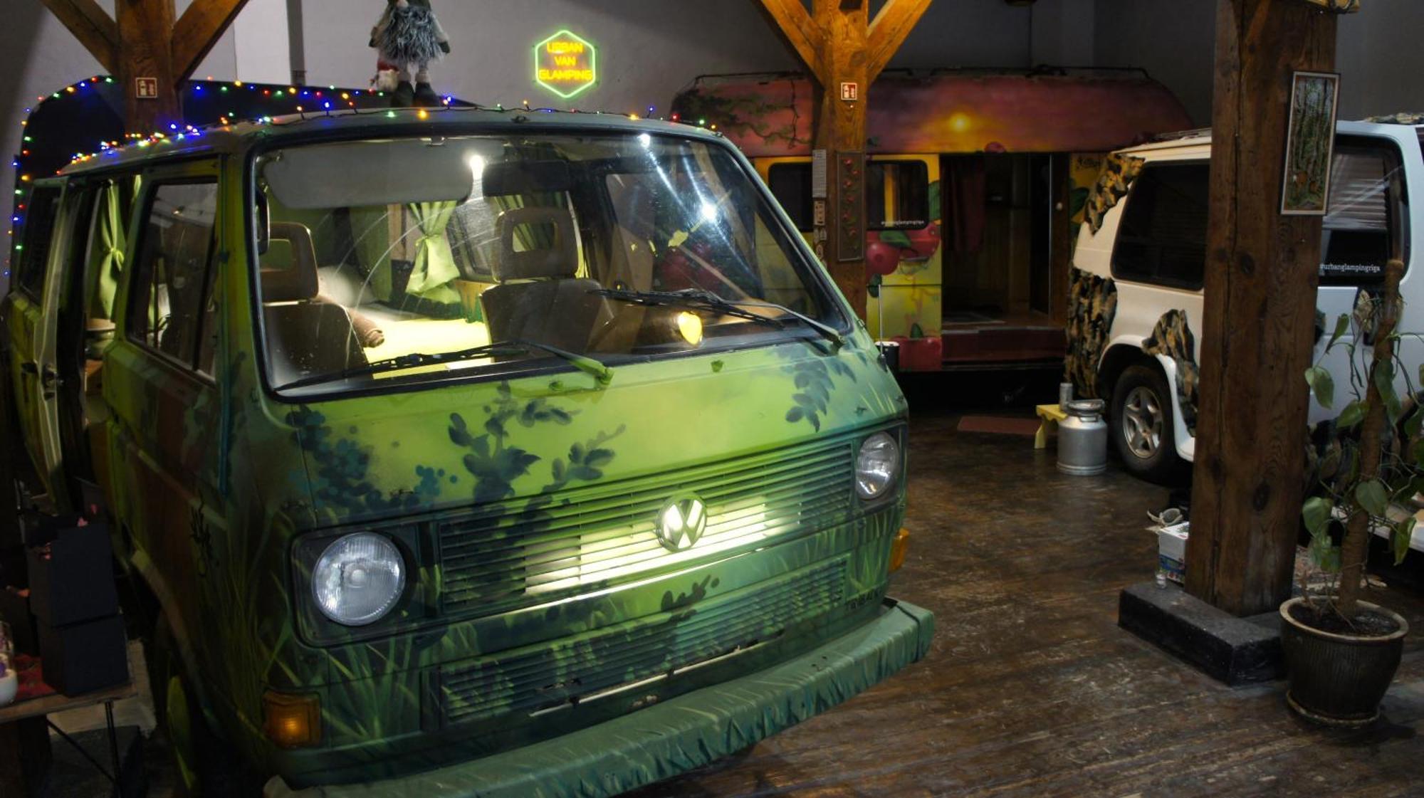 Urban Van Glamping Riga Eksteriør billede