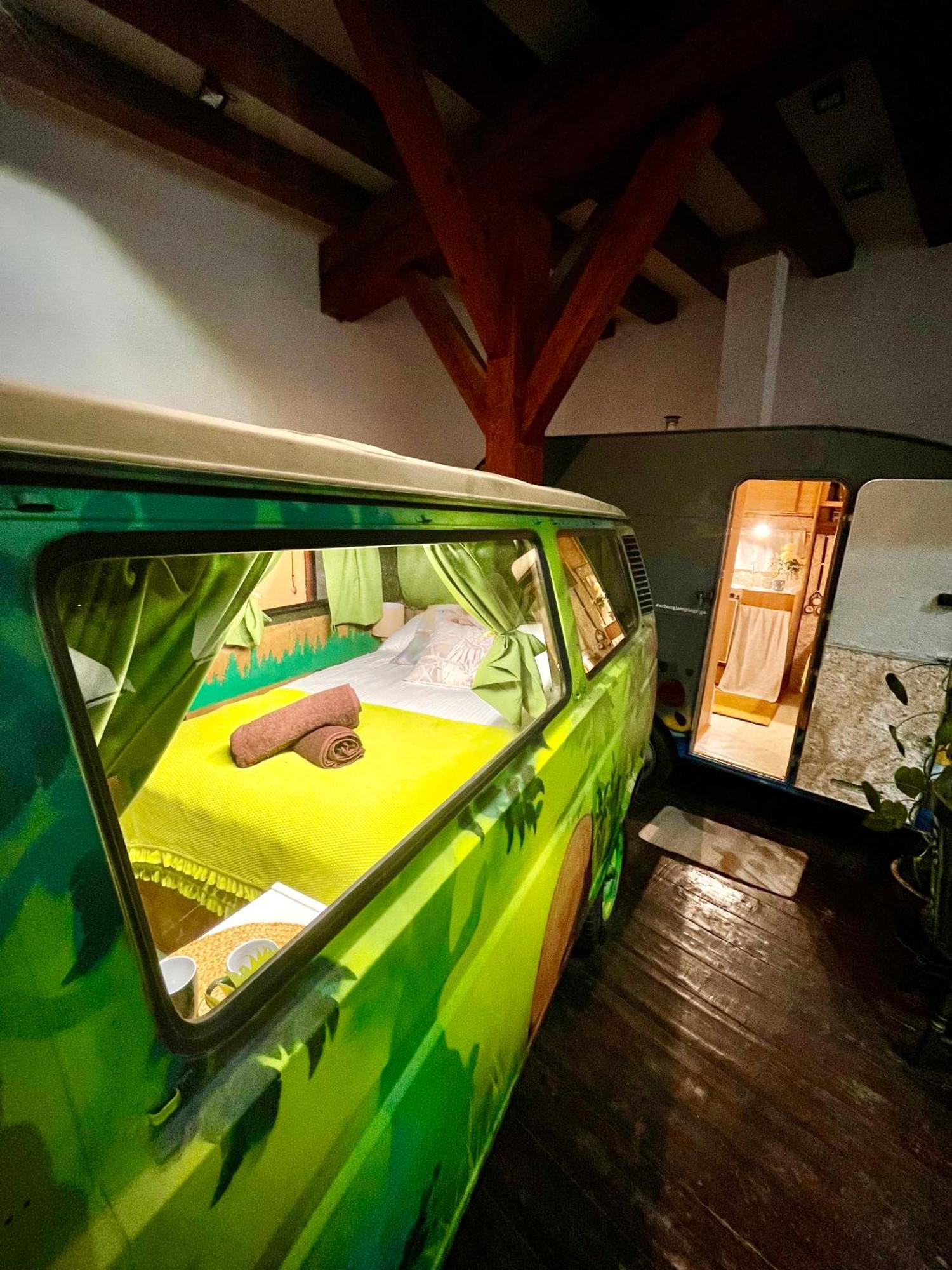 Urban Van Glamping Riga Eksteriør billede